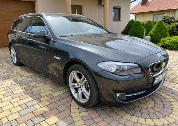 BMW Seria 5 cena 53900 przebieg: 205700, rok produkcji 2011 z Łaskarzew małe 407